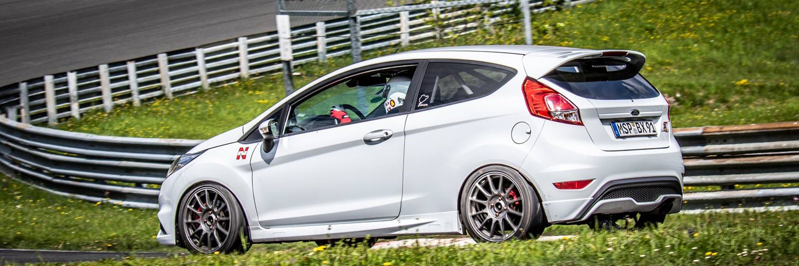 teaser_fiesta st_moxxbo_salzburgring_protrack one_7.5x17_et40_teaser_2